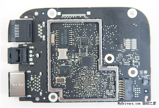 苹果新款Apple TV拆解图赏