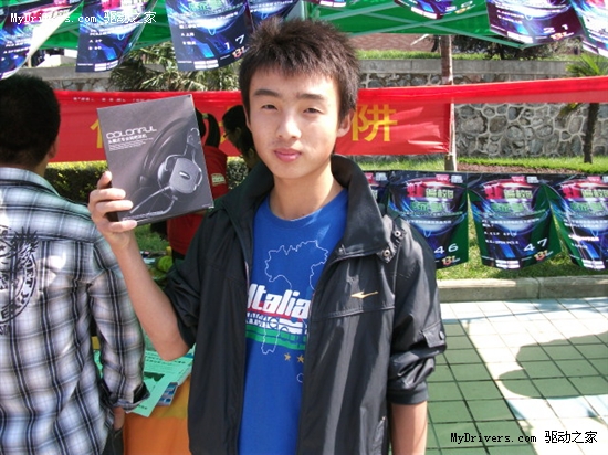 七彩虹遍校园 NVIDA古城独显魅力