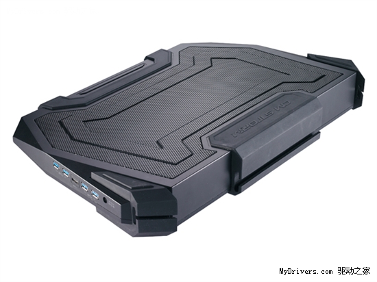 支持USB 3.0 酷冷推游戏笔记本专用散热垫