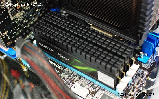 威刚发布XPG DDR3-2400 4GB玩家内存套装