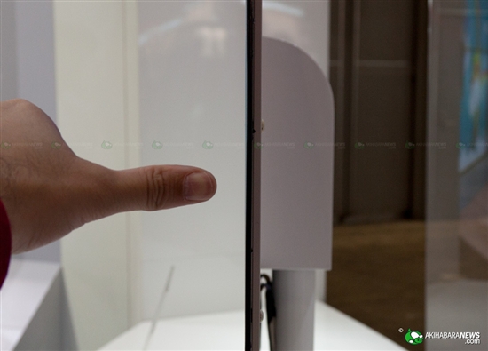 LG展示裸眼3D OLED屏+2.6mm超薄电视