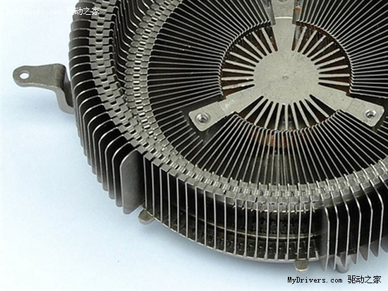 堪比水冷  讯景HD6850真空腔均热板解析