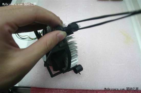 一块钱就能让775原装散热器重新回到1156平台发挥余热