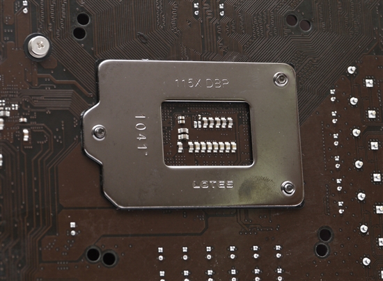 华擎奢华Fatal1ty P67主板细节开箱赏