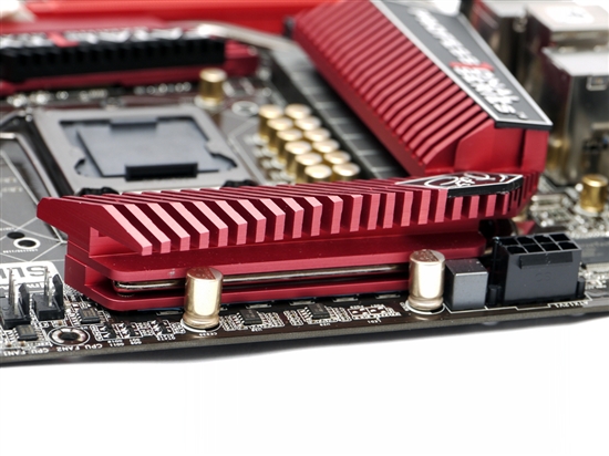 华擎奢华Fatal1ty P67主板细节开箱赏