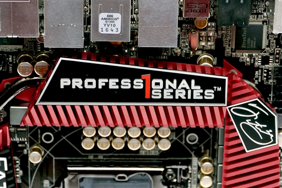 华擎奢华Fatal1ty P67主板细节开箱赏