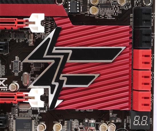 华擎奢华Fatal1ty P67主板细节开箱赏