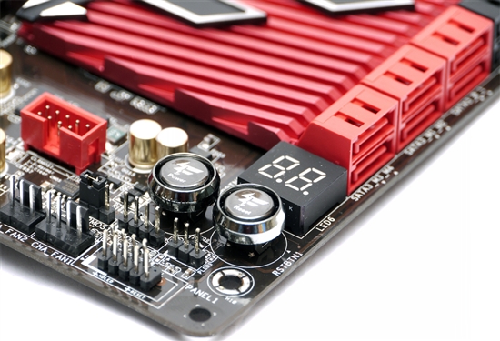 华擎奢华Fatal1ty P67主板细节开箱赏