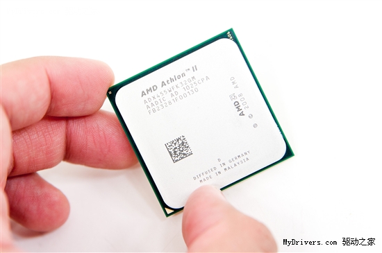 AMD处理器三弹连发 新旗舰六核心X6 1100T实测