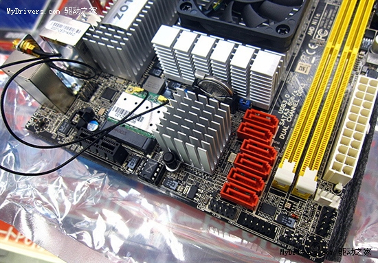 索泰两款880G Mini-ITX迷你主板速速上市
