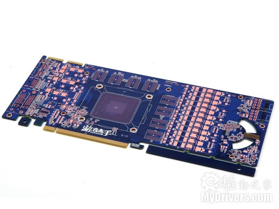 奢侈15相供电：Radeon HD 6970非公版PCB首曝