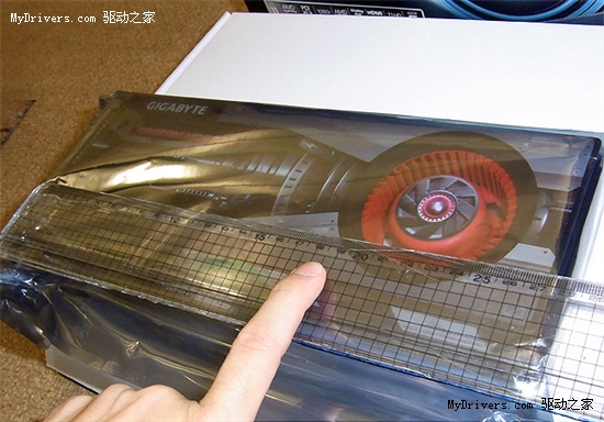 三大厂商Radeon HD 6970/6950率先开卖