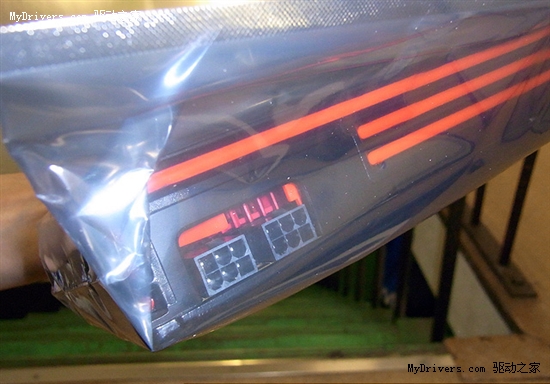 三大厂商Radeon HD 6970/6950率先开卖