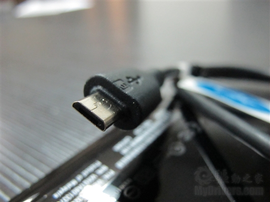 海量数据随身带 西数My Passport Essential移动硬盘