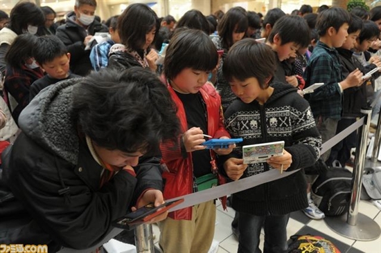 日本使用DS掌机同时游戏人数创吉尼斯记录