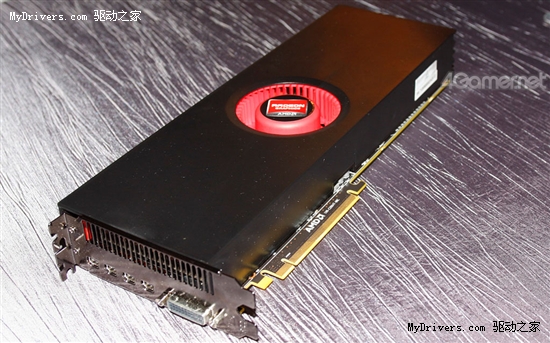 Radeon HD 6990新照：四个mini DP接口