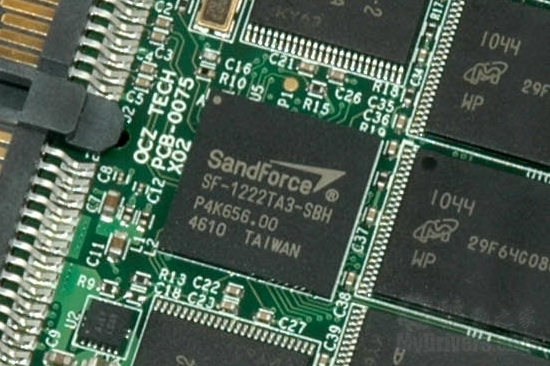 写入速度超150MB/s OCZ VERTEX 2固态硬盘评测