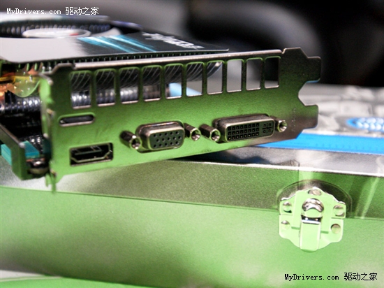 高端卡低价格 游戏显卡铁甲GTS450狂杀799