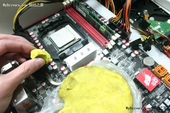 半导体制冷 玩家实战890FX超频超造