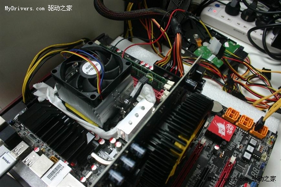 半导体制冷 玩家实战890FX超频超造