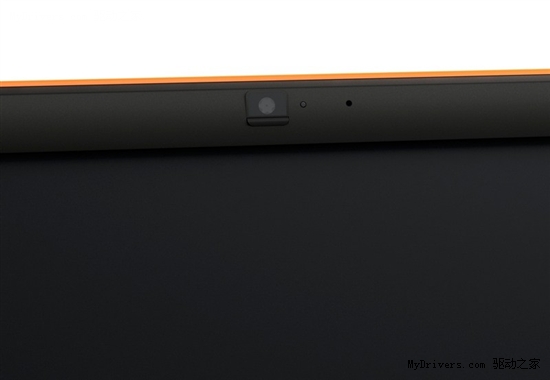 亮丽时尚 索尼发布新一代Core i5多媒体本