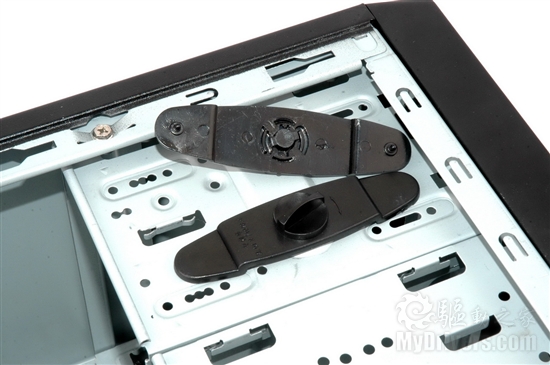 小机箱也有大肚腩 酷冷至尊特警343机箱评测