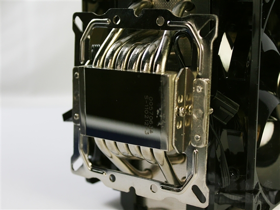 散热巨兽 超频三黄海至尊版急冻测试