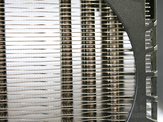 散热巨兽 超频三黄海至尊版急冻测试