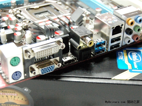 USB3全固态6相供电 昂达H61U独家曝光