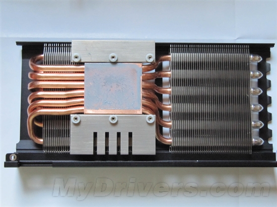 20项测试揭秘 首款全钽电容560Ti解析