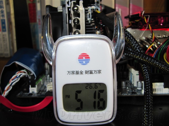 20项测试揭秘 首款全钽电容560Ti解析