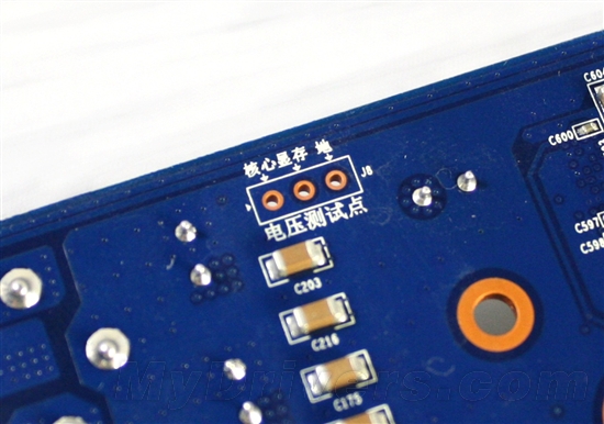 黑海2散热 盈通GTX 560 Ti游戏高手评测