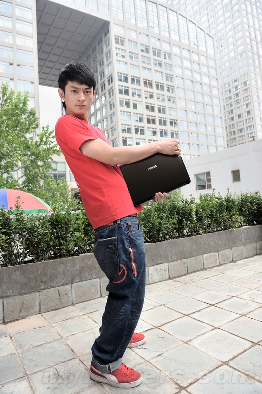 3.0超强主频 重磅出击 华硕K42DY你的至强娱乐装备 