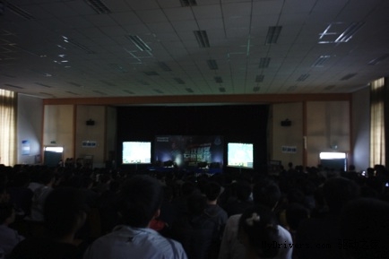 英雄惜英雄 技嘉主板G-JOY 2011济南站侧记