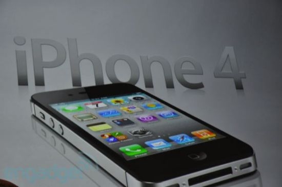 C版iPhone 4一半订单遭苹果削减