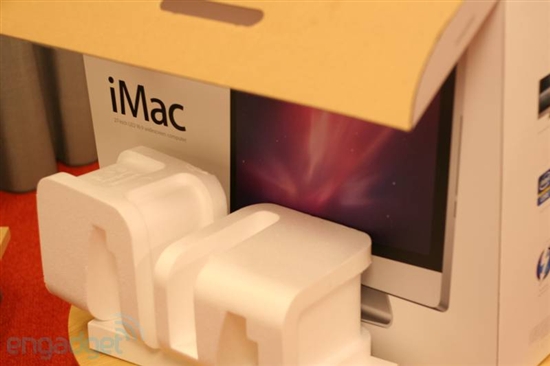 27寸新iMac开箱 支持三屏显示