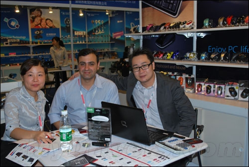 酷蚁电子：2011年香港环球资源电子展掠影