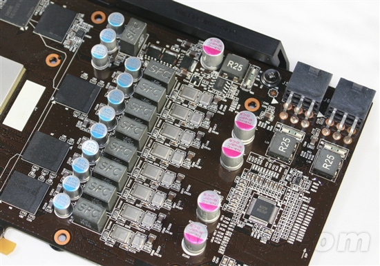 风冷1040MHz 微星N560GTX-Ti HAWK评测