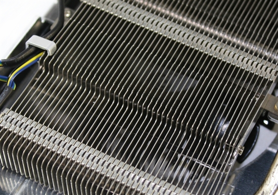 风冷1040MHz! 微星N560GTX-Ti HAWK评测