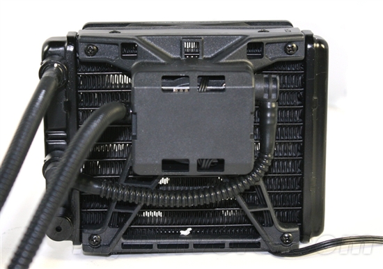 一体化水冷散热 索泰GTX 580冰铠士评测