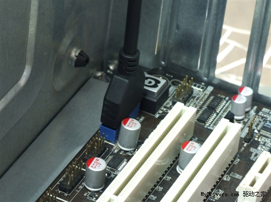 如何提升使用方便度？详解狙击手前置USB3.0！