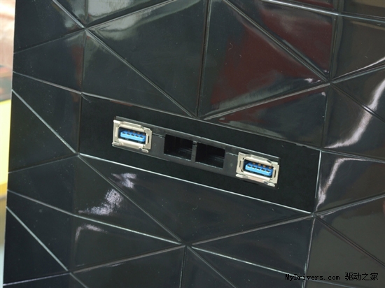 如何提升使用方便度？详解狙击手前置USB3.0！