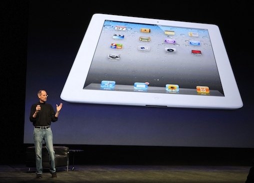 苹果库克：平板市场未来几年将超PC