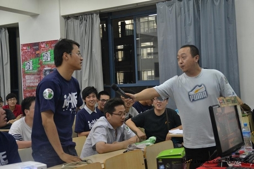 潮人我最“虹” 七彩虹校园行南京站完美谢幕