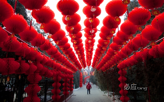 Win7官方主题两则：中国春节、百年清华