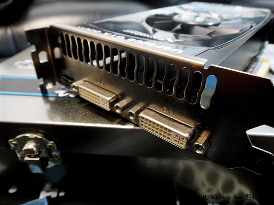 6770已没退路！太阳花铁甲GTX550Ti大降仅899元