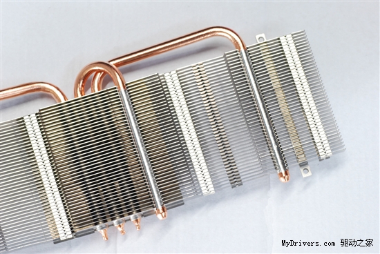 性价比回归！影驰GT560Ti黑将版超频体验