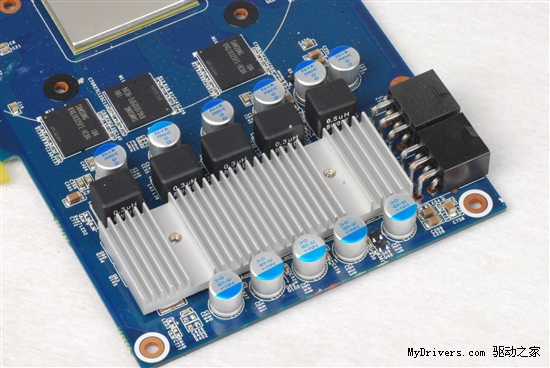 性价比回归！影驰GT560Ti黑将版超频体验