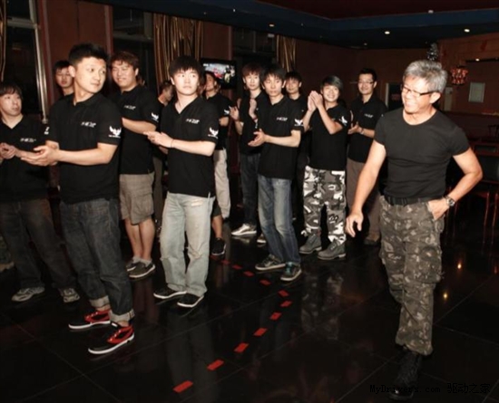 持之以恒坚持到底！华硕TUF特种部队威武全胜！