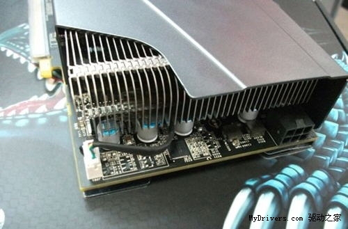 无尽的使命召唤 五款A卡爽玩《现代战争3》